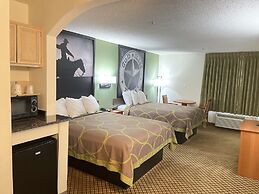 Super 8 by Wyndham Fort Worth Downtown South