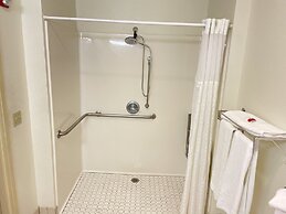 Super 8 by Wyndham Fort Worth Downtown South