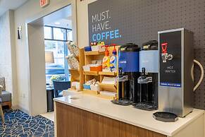 Holiday Inn Express & Suites Boston - Cambridge by IHG