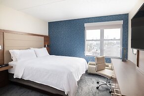 Holiday Inn Express & Suites Boston - Cambridge by IHG