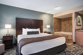 Days Inn & Suites by Wyndham Wausau