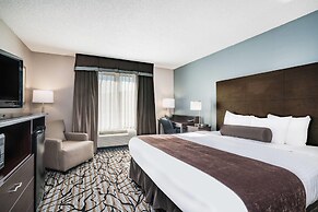 Days Inn & Suites by Wyndham Wausau