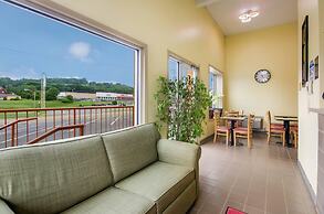 Econo Lodge Marion I-81