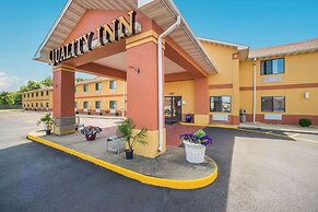 Quality Inn O'Fallon IL - St. Louis
