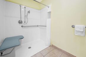 Days Inn by Wyndham Lubbock South