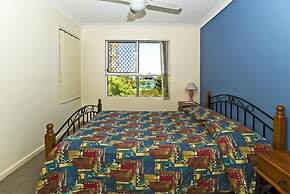 Budds Beach Apartments