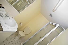 Budds Beach Apartments