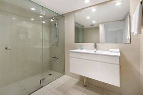 Genesis Apartments by Gold Coast Premium