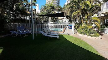 Outrigger Burleigh