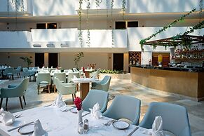 Sunset Royal Beach Resort - All Inclusive