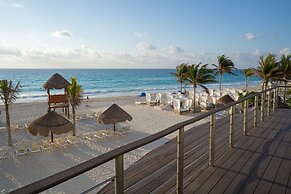 Sunset Royal Beach Resort - All Inclusive