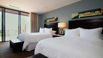 Hotel Coral And Marina