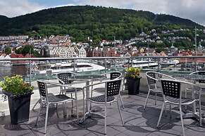 Clarion Hotel Admiral