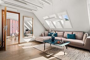 Clarion Hotel Admiral