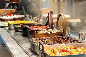 Clarion Hotel Admiral