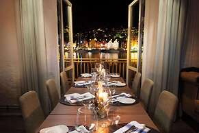 Clarion Hotel Admiral