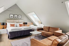 Clarion Hotel Admiral