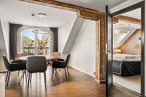 Clarion Hotel Admiral