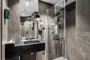 Clarion Hotel Admiral