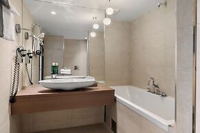 Clarion Hotel Admiral