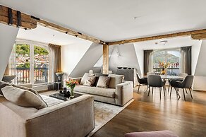 Clarion Hotel Admiral