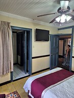 Santo Tomas Hotel