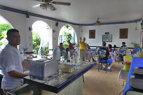 Santo Tomas Hotel