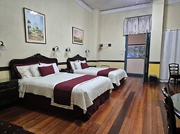 Santo Tomas Hotel