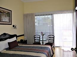 Santo Tomas Hotel