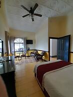 Santo Tomas Hotel