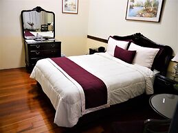 Santo Tomas Hotel