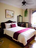 Santo Tomas Hotel
