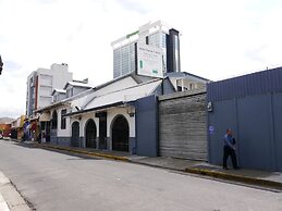 Santo Tomas Hotel