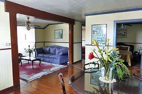 Santo Tomas Hotel