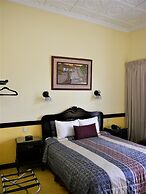 Santo Tomas Hotel