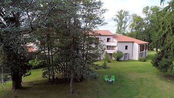 Clos St Eloi, The Originals Relais