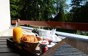 Clos St Eloi, The Originals Relais