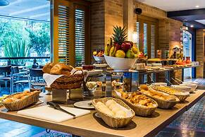 NH Bogotá Pavillon Royal Hotel