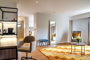 NH Bogotá Pavillon Royal Hotel