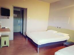 ibis budget Arles Palais des Congrès