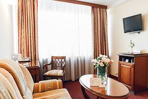 Premier Hotel Rus