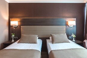Premier Hotel Rus