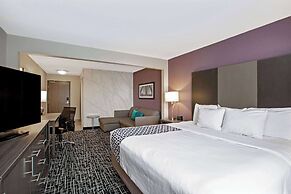 La Quinta Inn & Suites by Wyndham Fayetteville