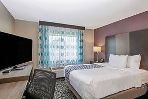 La Quinta Inn & Suites by Wyndham Fayetteville