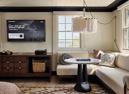 Faraway Martha's Vineyard