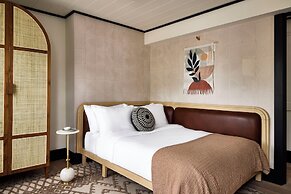 Faraway Martha's Vineyard