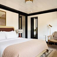 Faraway Martha's Vineyard