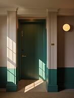 Faraway Martha's Vineyard