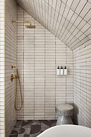 Faraway Martha's Vineyard