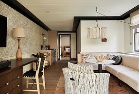 Faraway Martha's Vineyard